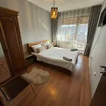 Elegant Access Premium شقة *
